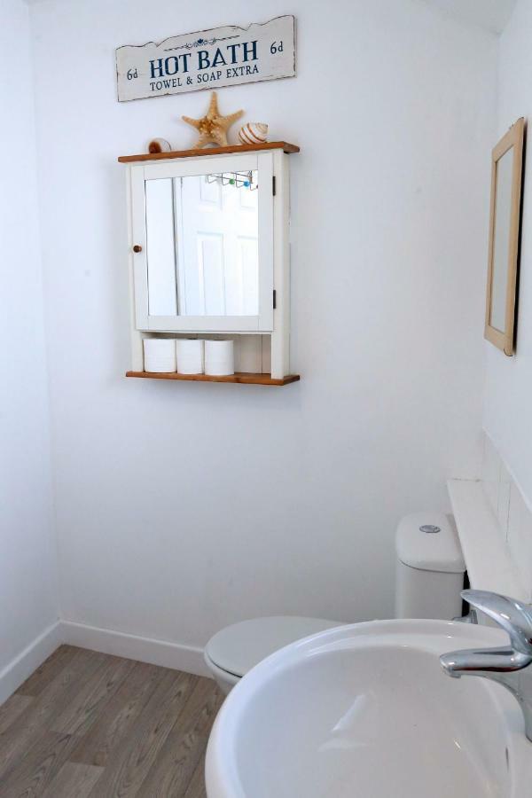 The Crows Nest Holiday Home Burry Port Eksteriør billede